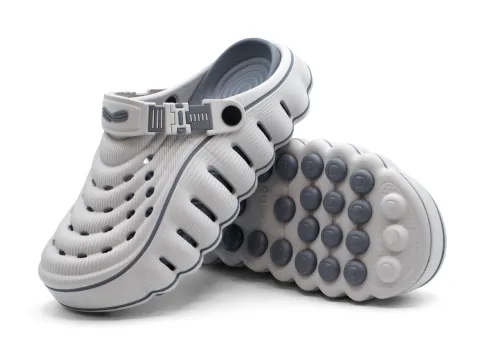 RESTORE Clogs in Grey Pebble